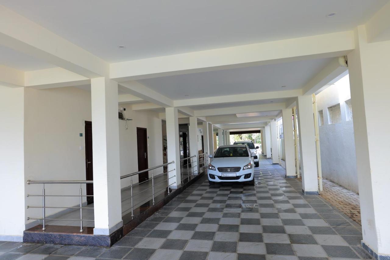 Thiru Pavilion Retreat Mahabalipuram Buitenkant foto